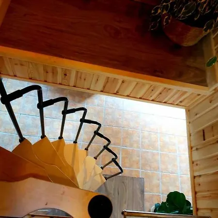 Ferienhaus Caitriona's - Adult Only Pet Friendly - Hot Tub, Sauna, Pool - Sleeps 4 Rossinver