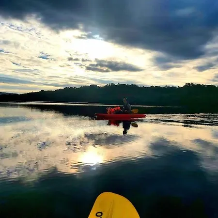 Caitriona's - Adult Only Pet Friendly - Hot Tub, Sauna, Pool - Sleeps 4 Rossinver